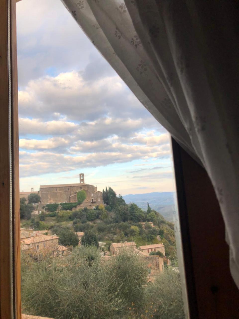 A Tuscan View Otel Montalcino Dış mekan fotoğraf